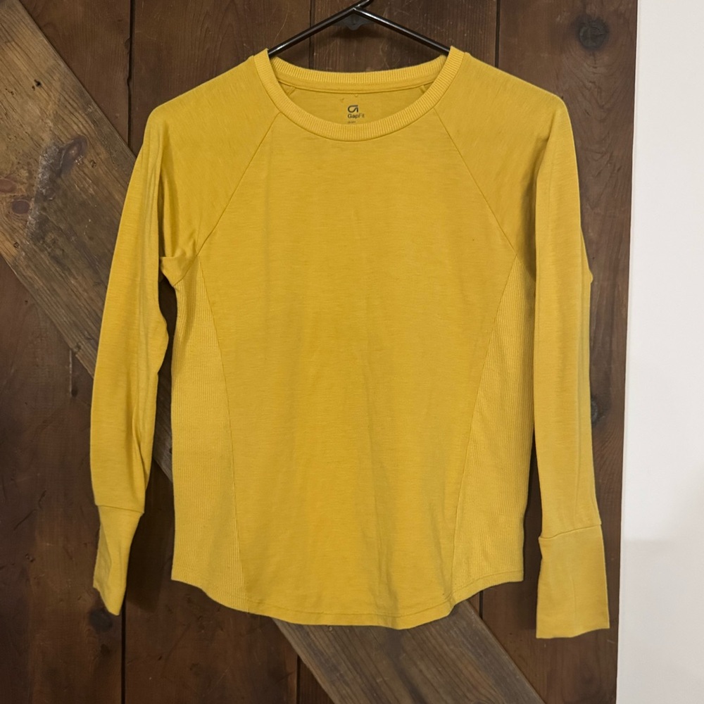 4/$12 GAP FIT Mustard Long Sleeve Kids Tee
